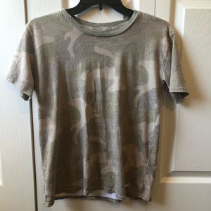 Hollister camo t-shirt